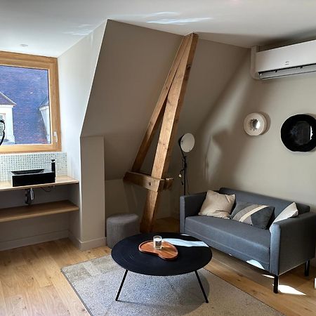 Les Suites Gueguen Chablis Exterior photo