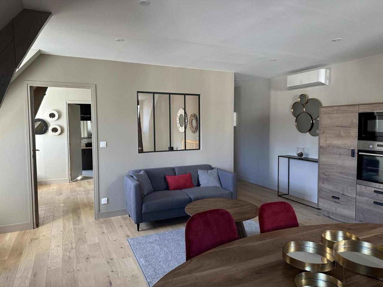 Les Suites Gueguen Chablis Room photo